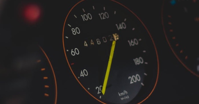 how does mileage affect a car