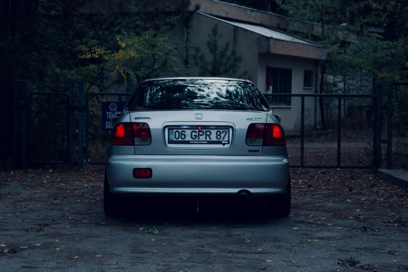 Can I Transfer a Number Plate From a Scrapped Car?